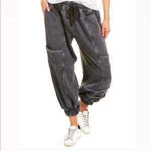 This Feeling Joggers in washed black size Small